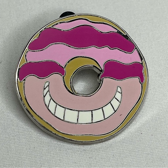 Disney Pin Doughnut Mystery Cheshire Cat- Pink - Picture 1 of 4